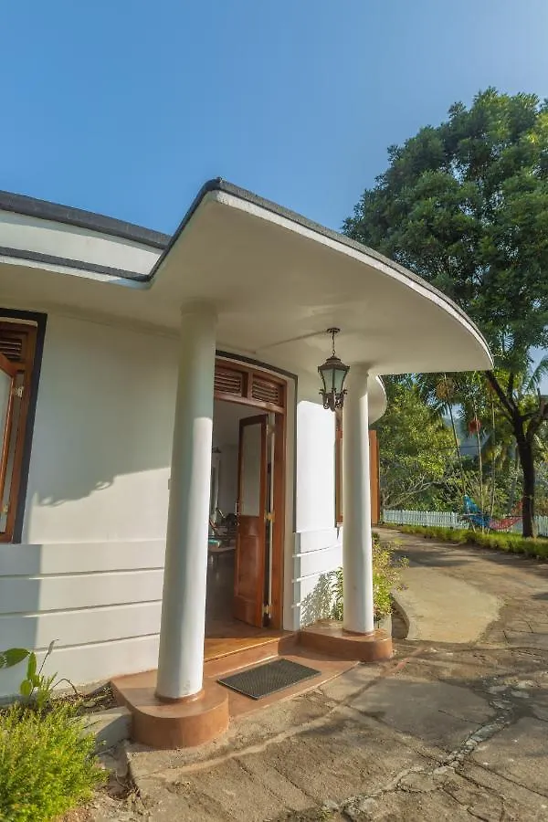 Agra Kandy Hotel